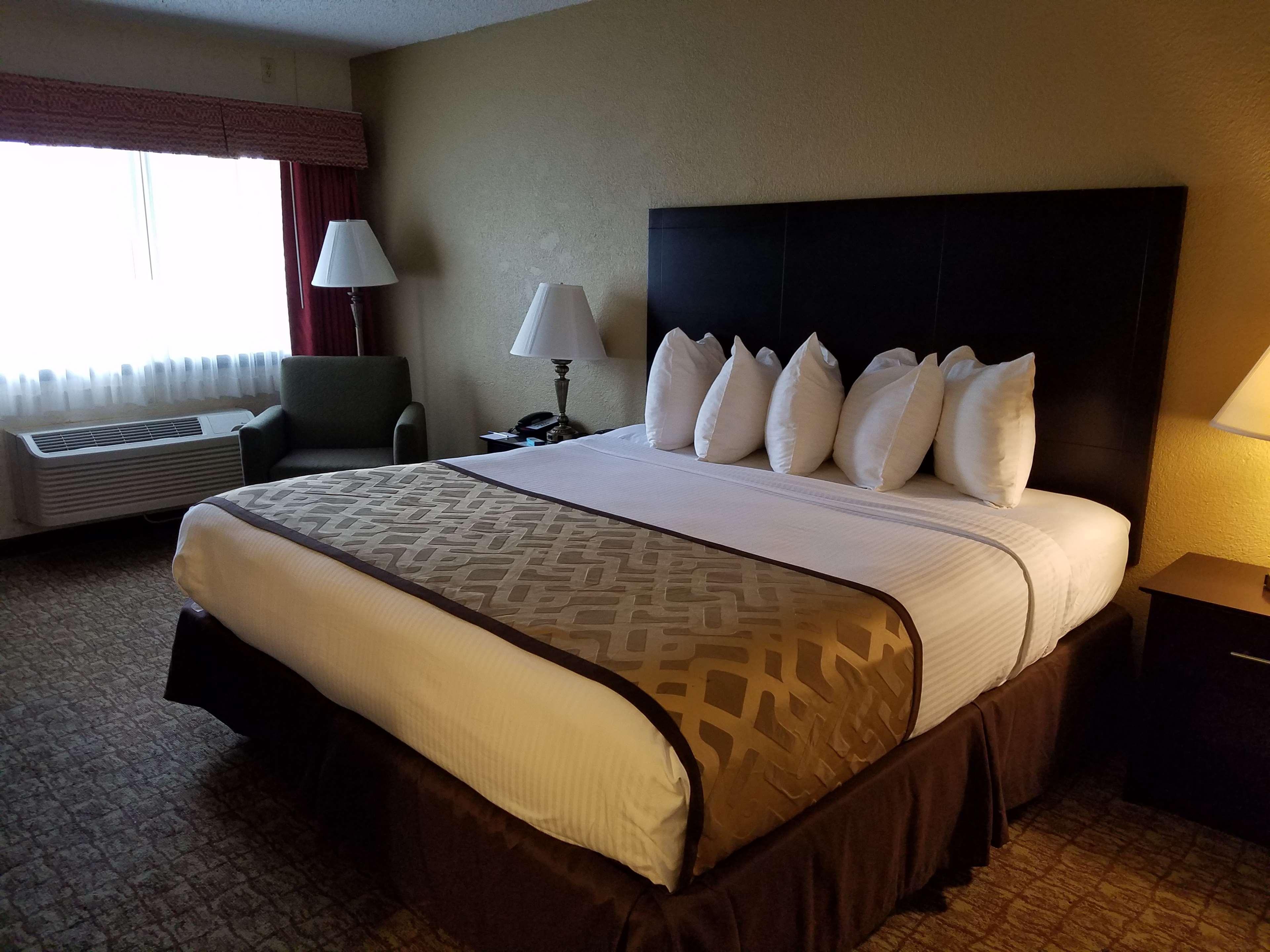 Best Western Crossroads Inn DeFuniak Springs Exterior photo