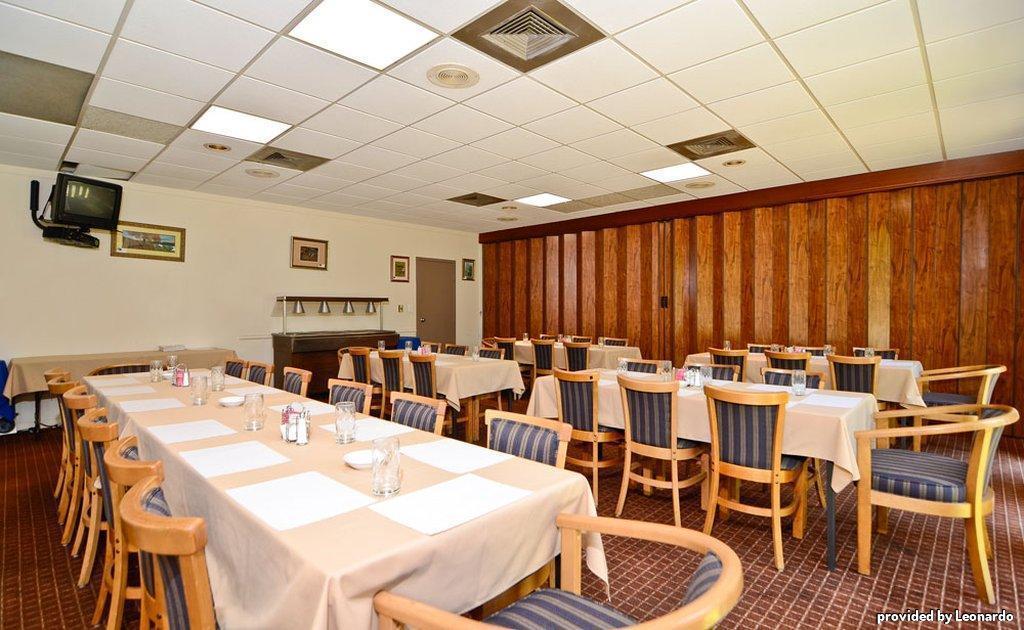 Best Western Crossroads Inn DeFuniak Springs Business photo